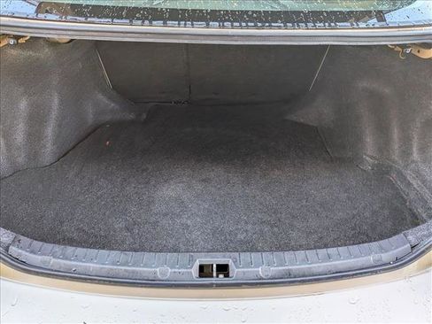 Used 2012 Toyota Corolla LE image 6