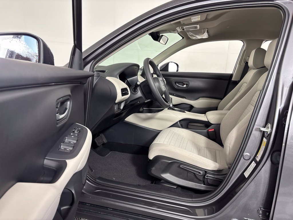 Used 2027 Honda HR-V LX image 25