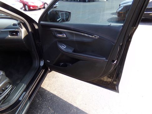 Used 2017 Chevrolet Impala LT w/ Leather Package image 28