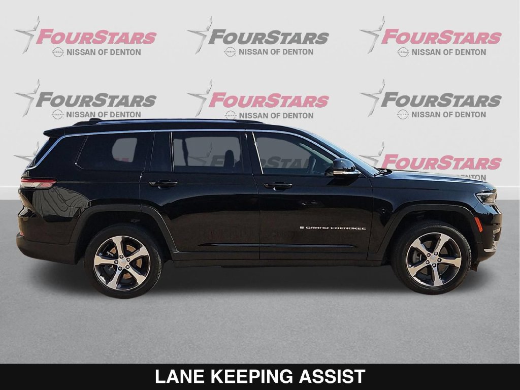 Used 2023 Jeep Grand Cherokee L Limited AWD/4WD image 3
