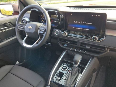New 2026 Chevrolet Colorado LT w/ LT Convenience Package AWD/4WD image 8