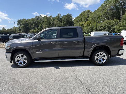 Used 2025 RAM 1500 Big Horn AWD/4WD image 4