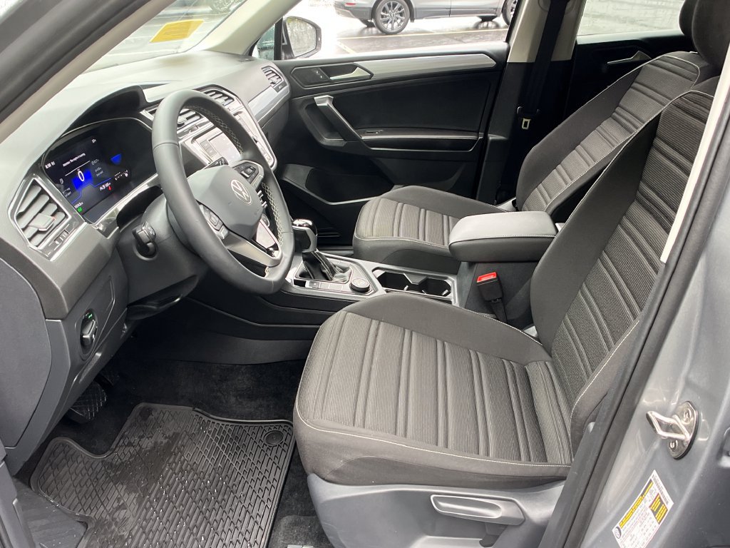 Used 2024 Volkswagen Tiguan S AWD/4WD image 9