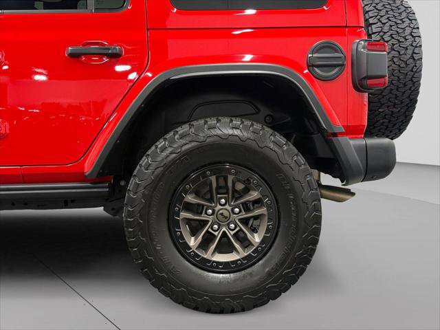 Used 2025 Jeep Wrangler Unlimited Rubicon 392 AWD/4WD image 31