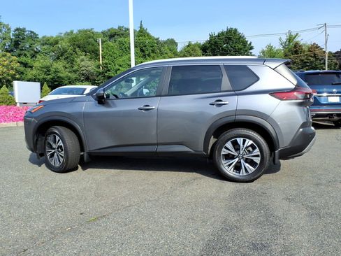 Used 2023 Nissan Rogue SV w/ SV Premium B Package AWD/4WD image 8