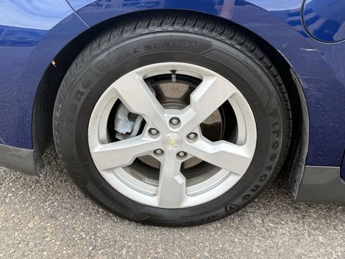 Used 2013 Chevrolet Volt FWD image 28