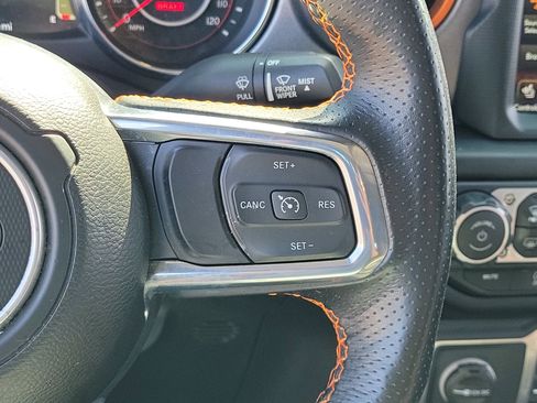 Used 2021 Jeep Gladiator Mojave AWD/4WD image 24
