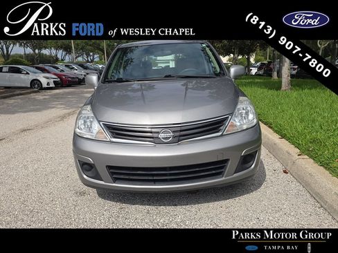 Used 2012 Nissan Versa 1.8 S FWD image 3