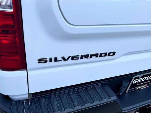 Certified 2024 Chevrolet Silverado 1500 Custom Trail Boss w/ Turbomax Blackout Package AWD/4WD image 30