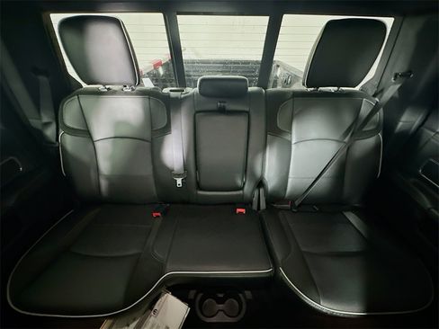 New 2025 RAM 2500 Laramie image 10