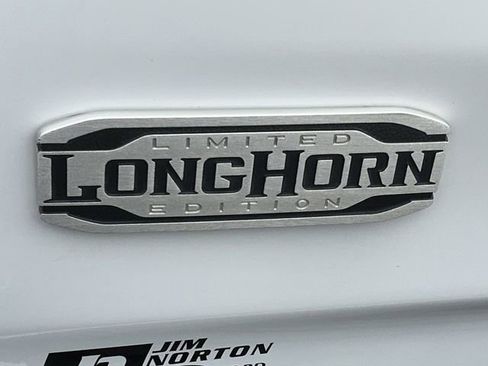 Used 2022 RAM 1500 Limited w/ Body Color Bumper Group image 10