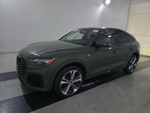 Used 2024 Audi Q5 2.0T Premium Plus w/ Premium Plus Package AWD/4WD image 1