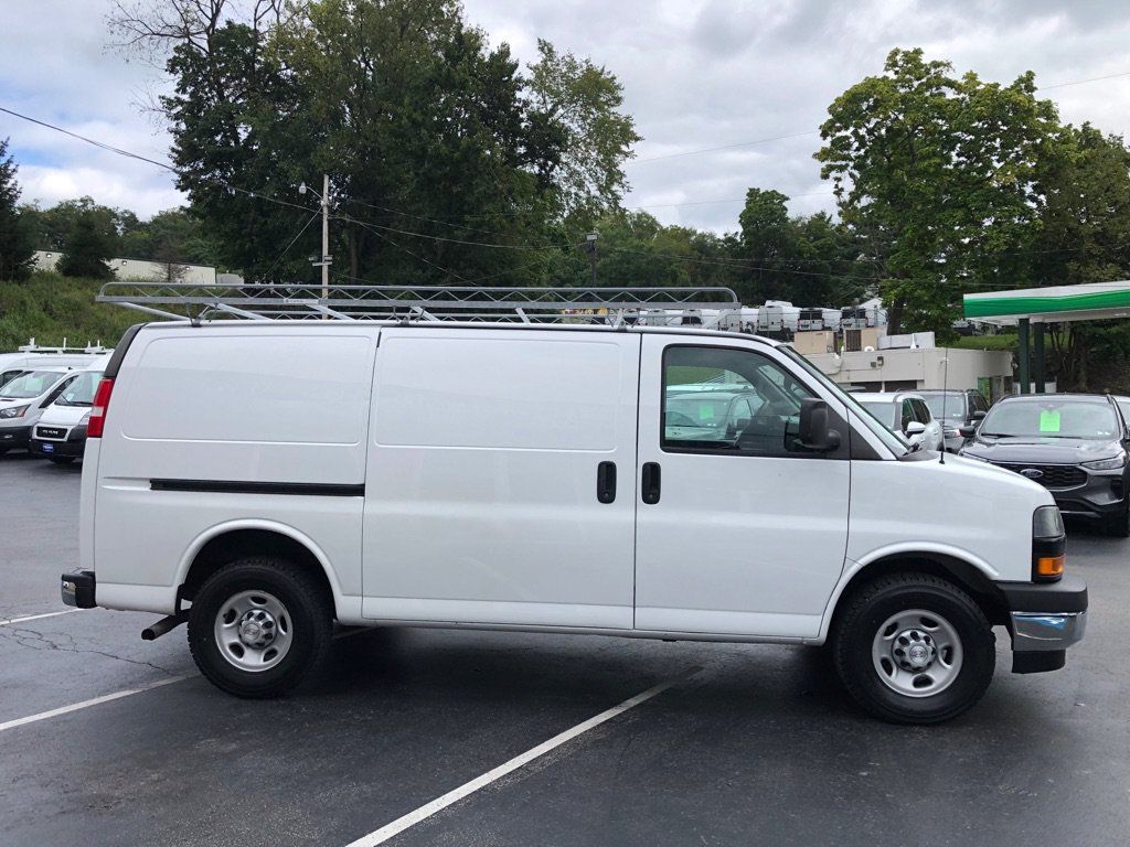 Used 2019 Chevrolet Express 3500 w/ Driver Convenience Package RWD image 7