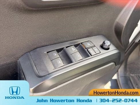 Used 2022 Toyota Tacoma SR AWD/4WD image 15