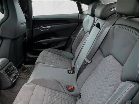 Certified 2023 Audi e-tron GT Premium Plus image 17