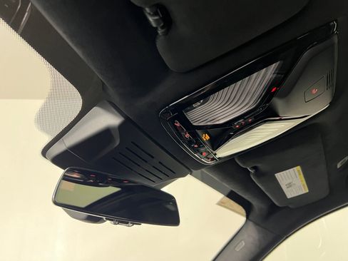 New 2026 BMW ALPINA XB7 AWD/4WD image 18