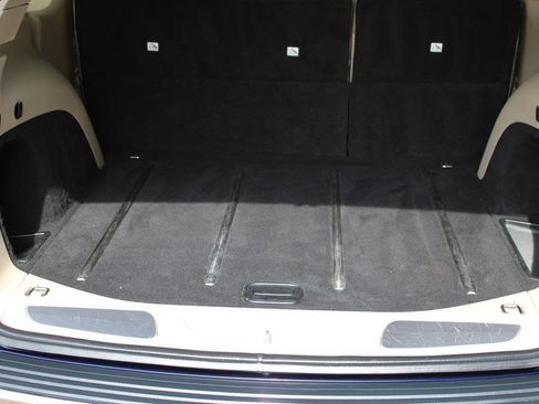 Used 2017 Jeep Grand Cherokee Limited image 35