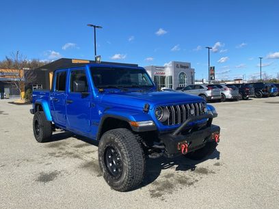 Used 2024 Jeep Gladiator Sport