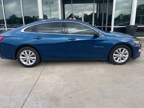 Used 2019 Chevrolet Malibu LT w/ Driver Confidence Package II FWD image 6