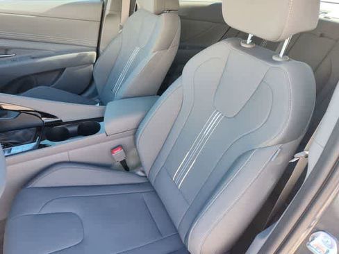 New 2026 Hyundai Elantra SEL Sport Premium image 14