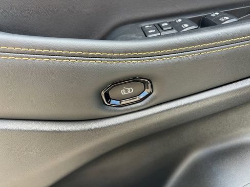 New 2026 Jeep Cherokee Limited AWD/4WD image 13