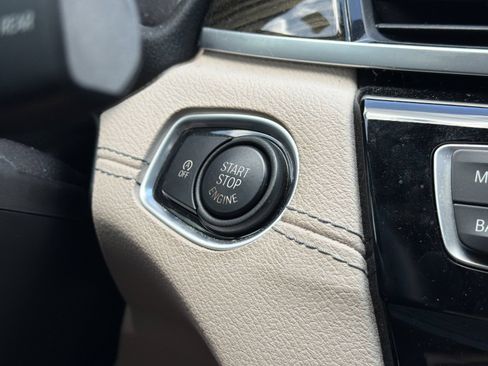 Used 2021 BMW X1 sDrive28i w/ Premium Package FWD image 34