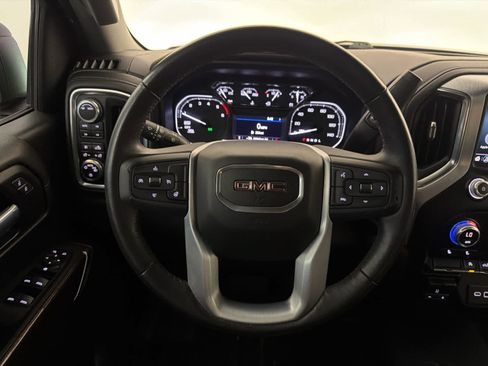 Used 2021 GMC Sierra 1500 Elevation w/ X31 Off-Road Package AWD/4WD image 17