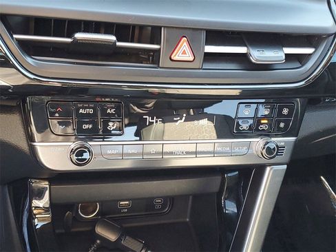 Used 2024 Kia Seltos X-Line image 18