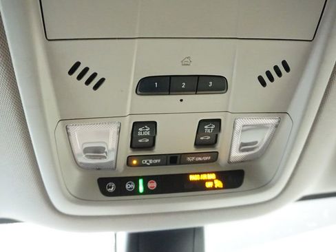 Used 2021 Buick Enclave Avenir w/ Avenir Technology Package image 38