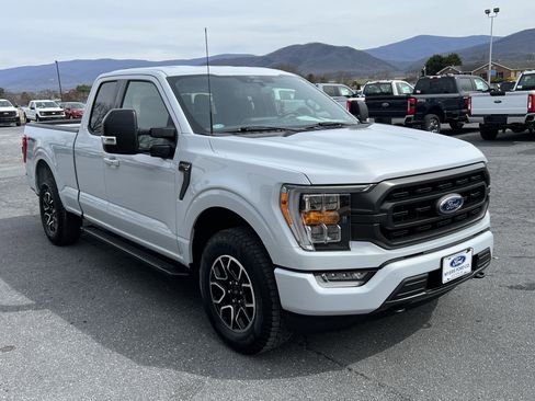 Used 2022 Ford F150 XLT w/ Equipment Group 302A High image 4