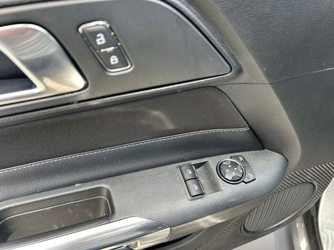 Used 2020 Ford Mustang Coupe RWD image 21