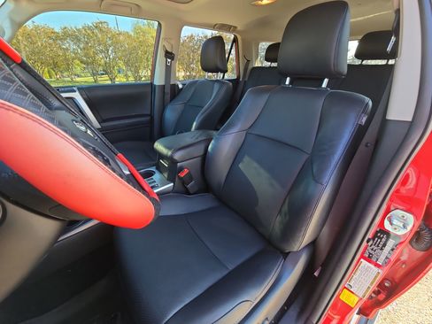 Used 2022 Toyota 4Runner Limited image 12