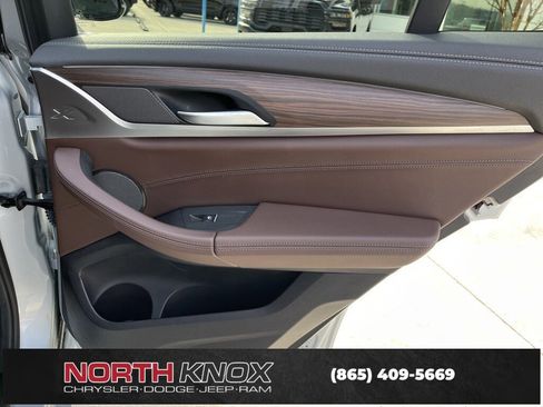 Used 2018 BMW X3 M40i w/ Premium Package image 25