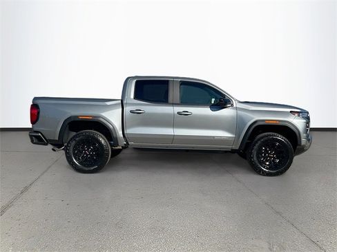 New 2026 GMC Canyon Elevation w/ Convenience Package image 3