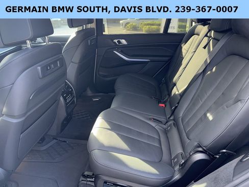 Certified 2022 BMW X7 xDrive40i w/ Premium Package image 34