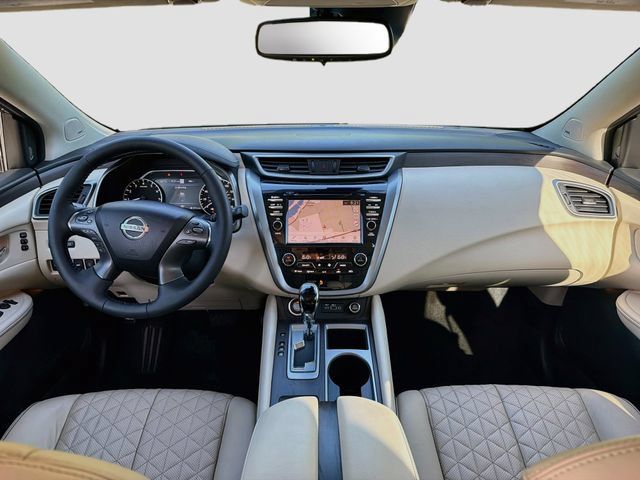 Used 2020 Nissan Murano Platinum w/ Cargo Package FWD image 17
