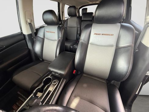 Used 2019 Nissan Pathfinder SV w/ Rock Creek Edition AWD/4WD image 12