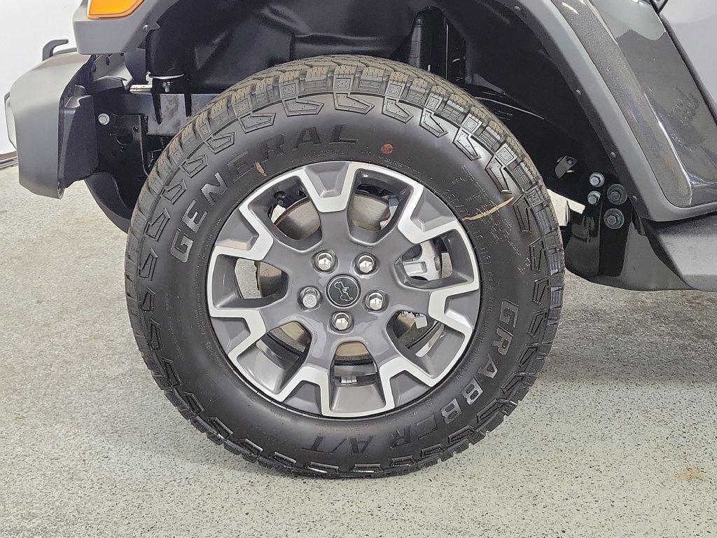 New 2027 Jeep Wrangler Unlimited Sahara AWD/4WD image 9