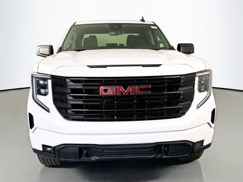 Used 2022 GMC Sierra 1500 Elevation w/ X31 Off-Road Package image 2