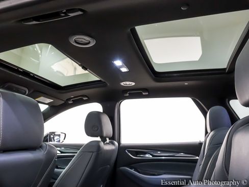 Used 2022 Buick Enclave Premium w/ Experience Buick Package image 17