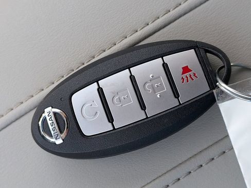 Used 2022 Nissan Rogue Sport SL AWD/4WD image 27