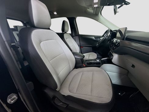 Used 2023 Ford Escape Active image 29