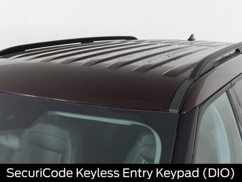 Certified 2022 Ford Explorer XLT w/ Equipment Group 202A image 18