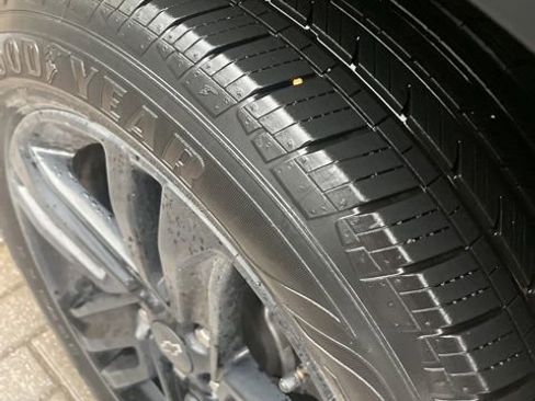 Used 2024 Chevrolet Trax ACTIV w/ Driver Confidence Package image 20