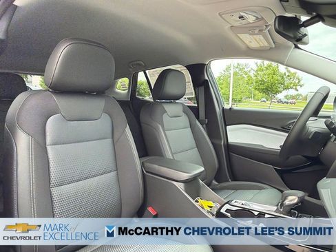 New 2026 Chevrolet Trax LT w/ Driver Confidence Package FWD image 30