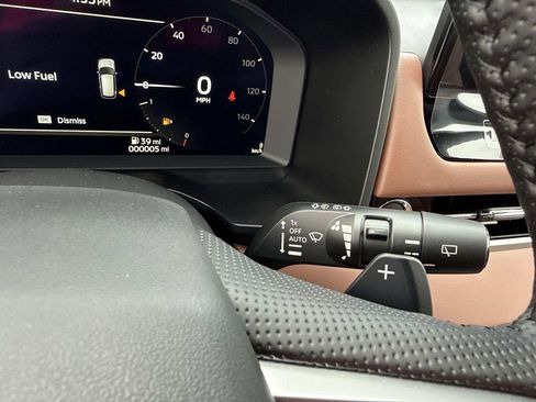 New 2026 Mitsubishi Outlander SEL FWD image 37