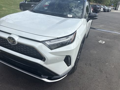 Used 2025 Toyota RAV4 XSE w/ Premium Package AWD/4WD image 5