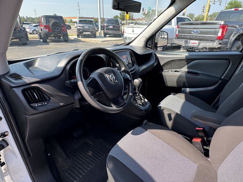 Used 2016 RAM ProMaster City Tradesman FWD image 15