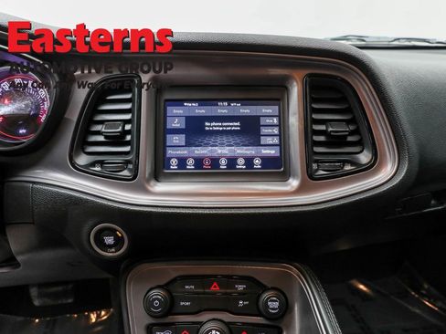 Used 2023 Dodge Challenger SXT image 12