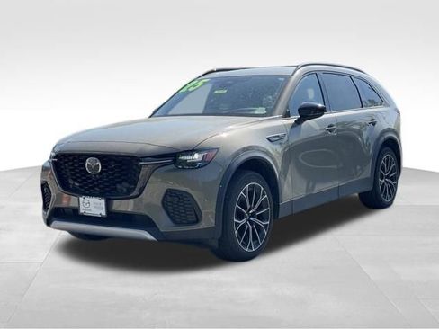 Certified 2025 MAZDA CX-70 Plug-In Hybrid w/ Premium Plus AWD/4WD image 2